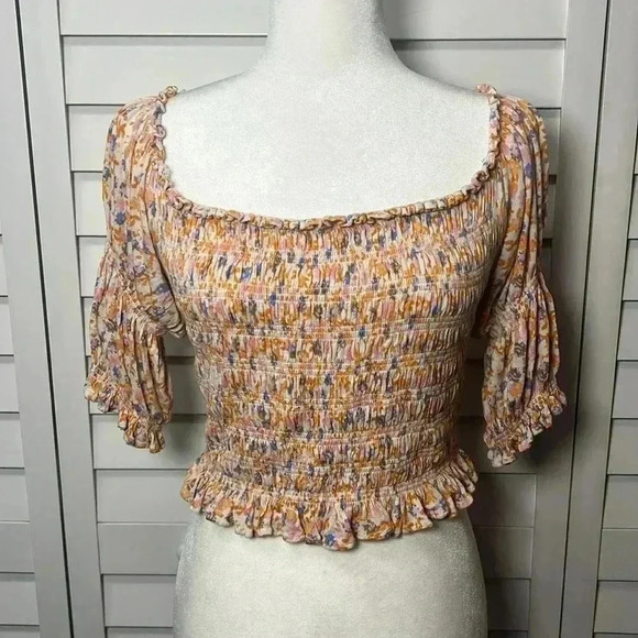 Urban Outfitters Daydreamer Floral Smocked Off The Shoulder Crop Top Size Large - Picture 6 of 12